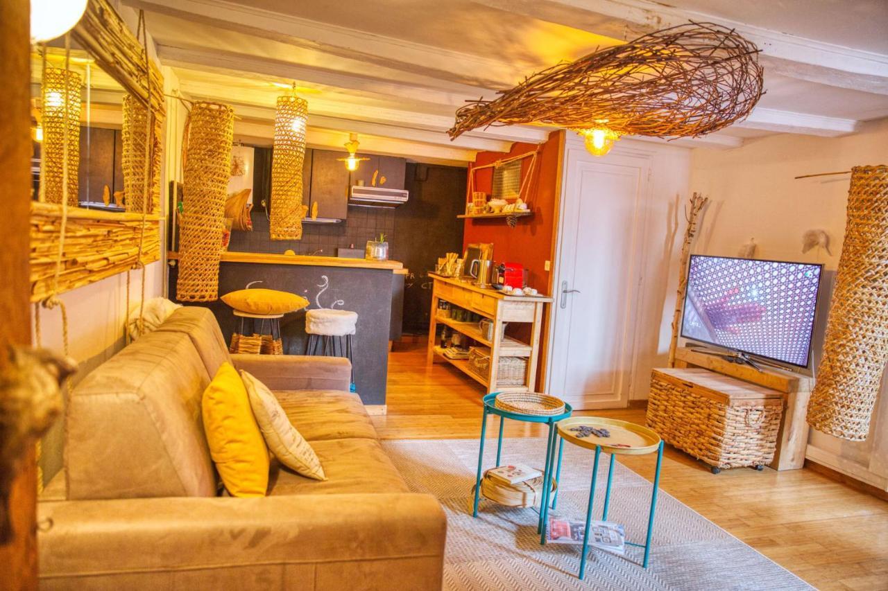 Vegetal Cocoon Apartment Annecy Bagian luar foto